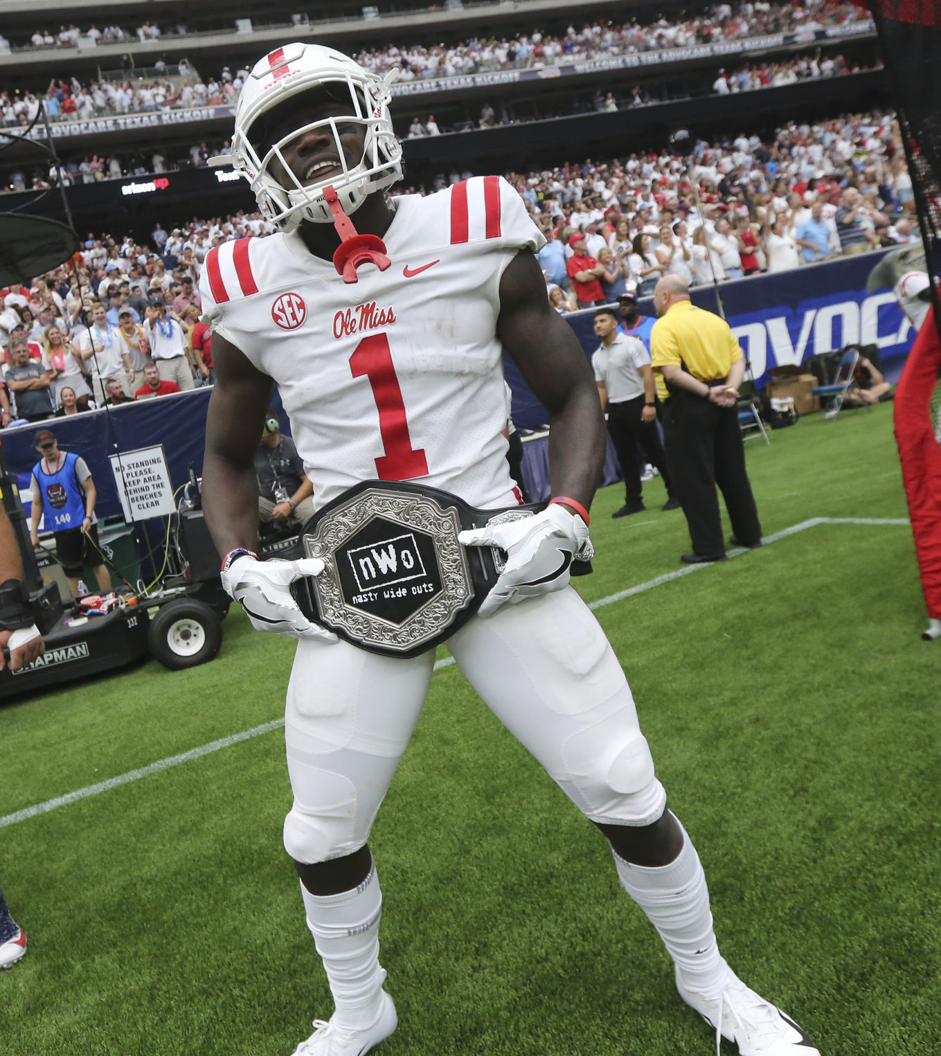 Mississippi's Nasty Wide Outs